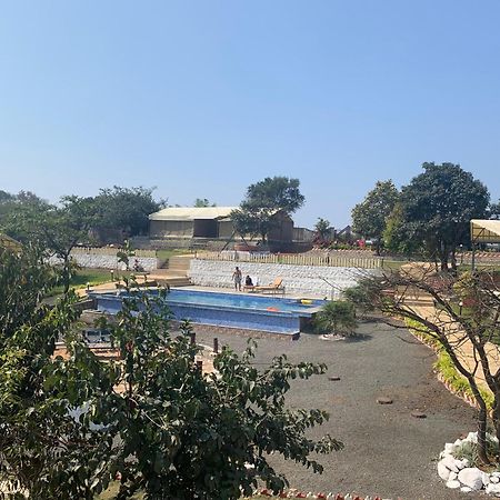 The Canvas Resort In Lonavla Экстерьер фото